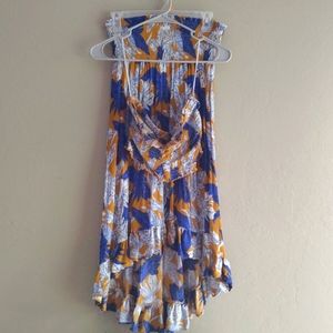 SOLD‼️🔥Final Price🔥Valija top and skirt set